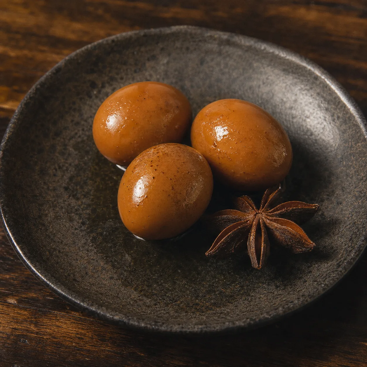 八角香るうずらの味玉